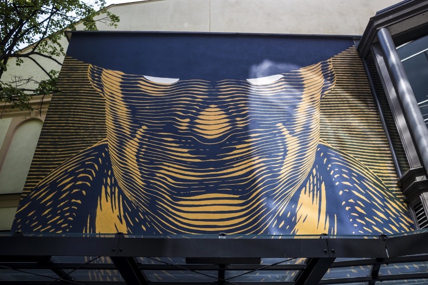 Słynny warszawski bohater ma swój mural. „Złego” spotkacie na placu Trzech Krzyży