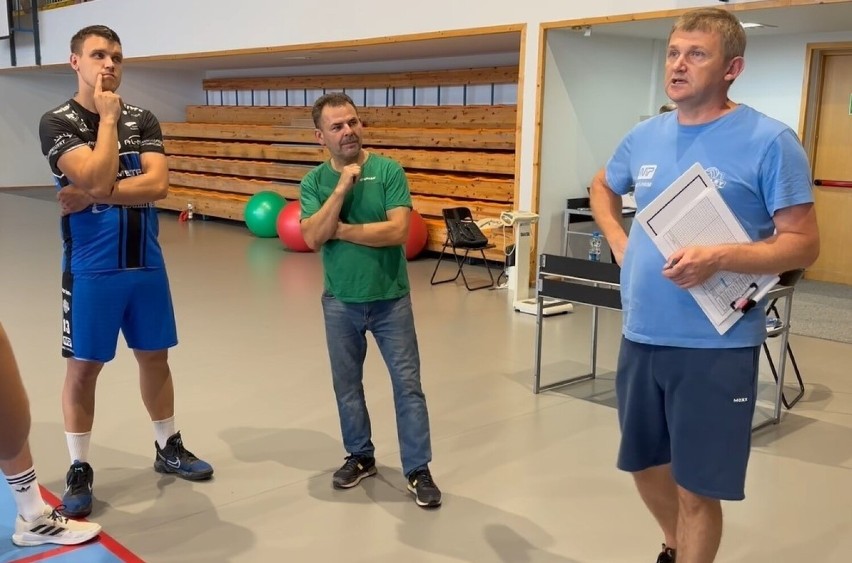 Siatkarze METPRIM Volley Radomsko wznowili treningi po...