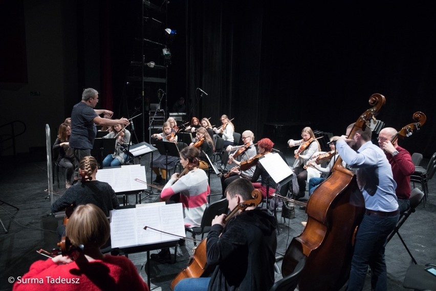 Orkiestra Camerata Stargard na próbie generalnej. Obejrzyj zdjęcia 