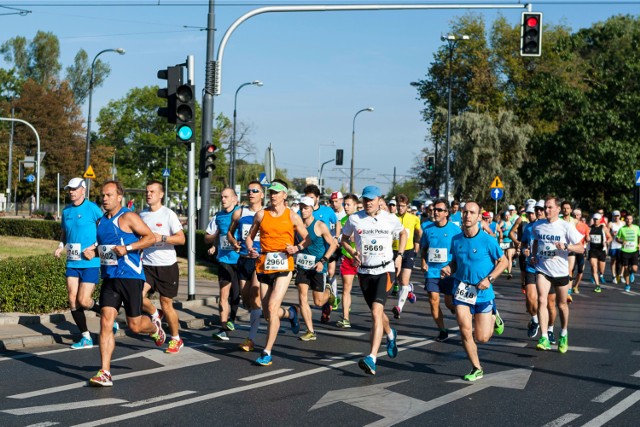 Biegi w ostatni weekend września, Warszawa. Sobota i niedziela będą należeć do sportowców