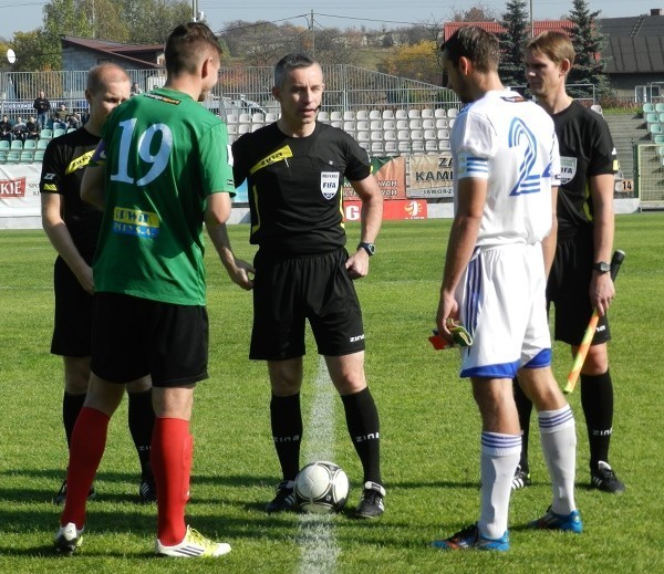 Podopieczni Jana Żurka pokonali w niedzielnym meczu 12. kolejki I ligi Wisłę Płock 1:0 i opuścili ostatnie miejsce w tabeli