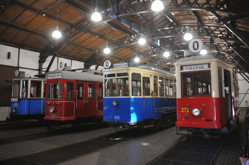 Zabytkowe tramwaje z czterech miast spotkały się w Krakowie