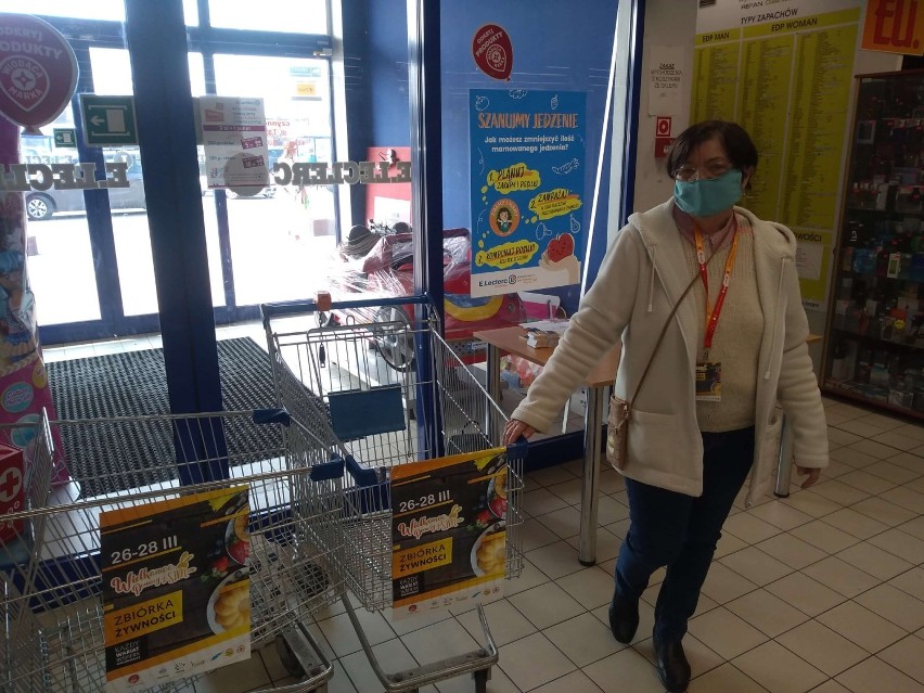 Ruszyły zbiórki żywności dla potrzebujących w oleśnickich supermarketach 