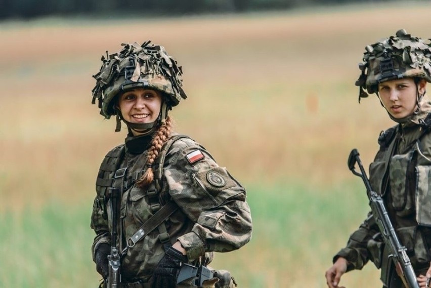 Oto najpiękniejsze kobiety w polskim wojsku. W mundurze im do twarzy