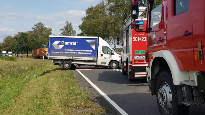 Drołtowice: Lotnicze pogotowie zabrało do szpitala poszkodowanego w wypadku 