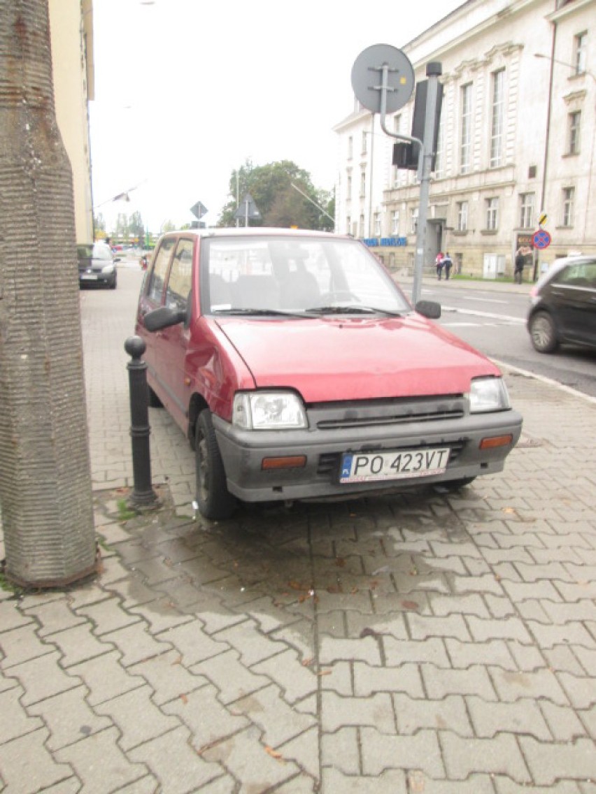 Wraki w Poznaniu - Opuszczone auto straszy pod Starym...