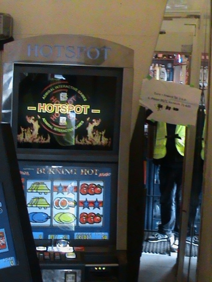 Afery hazardowe w Szczecinie. Kolejne nielegalne automaty do gier 