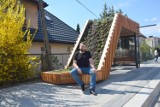 W Starachowicach postawiono cztery niezwykłe przystanki autobusowe. Na górze ogródek, z boku drewno, całość ekologiczna. Mamy film i zdjęcia