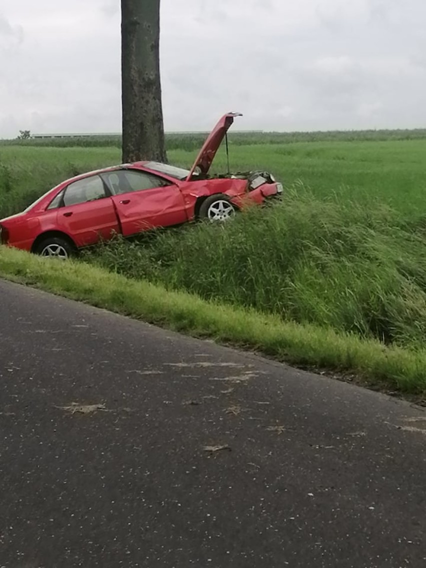 Uważajcie na drogach! Od rana było już kilka wypadków [ZDJĘCIA]