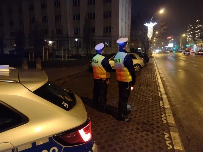 W Rzeszowie policjanci kontrolowali pojazdy i kierowców świadczących usługi przewozowe "na aplikację". Ujawniono ponad 50 wykroczeń