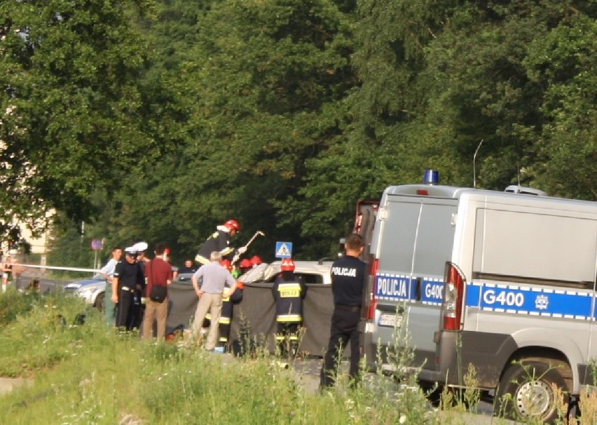 Bobrek: śmiertelny wypadek. Zginęła kobieta [ZDJĘCIA]