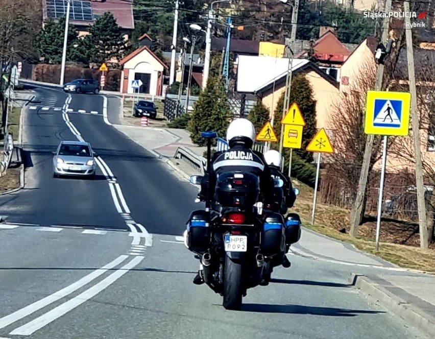 Rybnik: policjanci na motorach już kontrolują kierowców