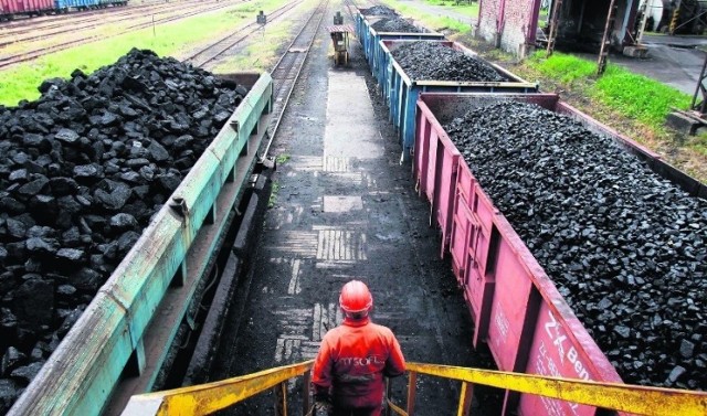 Od 4 stycznia dostawy węgla z kopalń PGG ponownie będą blokowane.