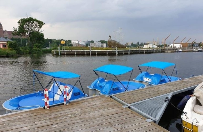 W Szczecinie ruszyła pierwsza wypożyczalnia elektrycznych łódek [ZDJĘCIA]