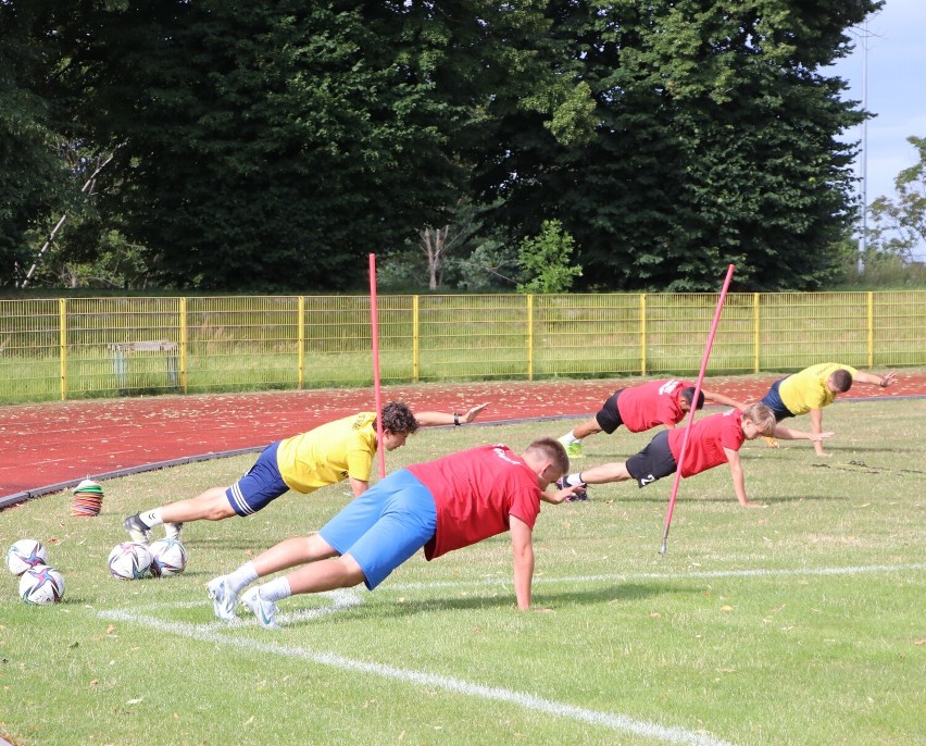 Piłkarze tarnogórskiego Gwarka wznowili treningi po letniej przerwie