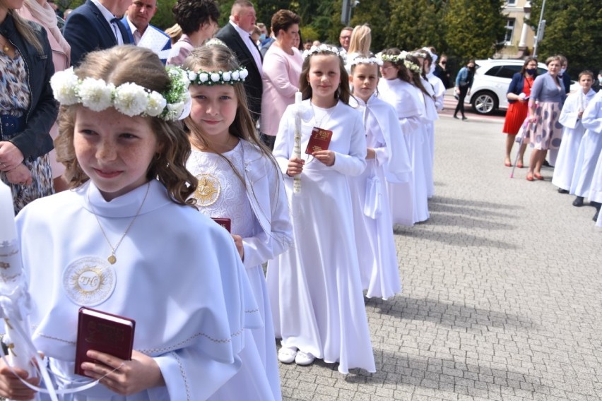 Druga grupa dzieci z parafii pw. św. Wawrzyńca w Gołańczy przyjęła sakrament pierwszej komunii świętej