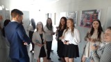 Matura Radomsko 2022. Maturzyści z ZSE w Radomsku piszą egzamin dojrzałości. ZDJĘCIA