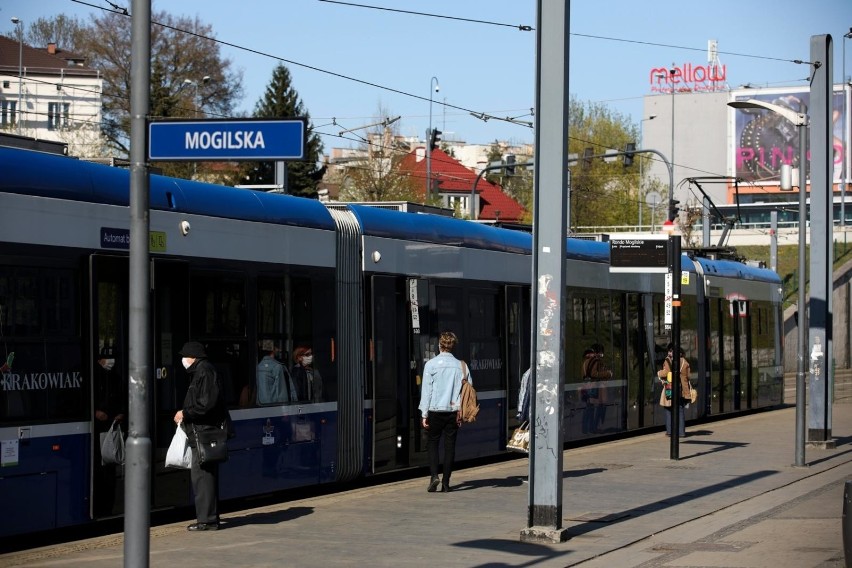 Kraków. Urzędnicy apelują o złagodzenie ograniczeń w MPK