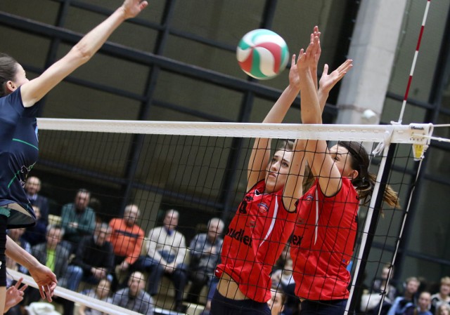 30.01.2015 TORUN HALA SPORTOWA WIDOWISKOWA BUDOWLANI VOLLEY TORUN - SILESIA VOLLEY MSK MOSiR MYSLOWICE N/Z LEWANDOWSKA, SZCZYGIOL