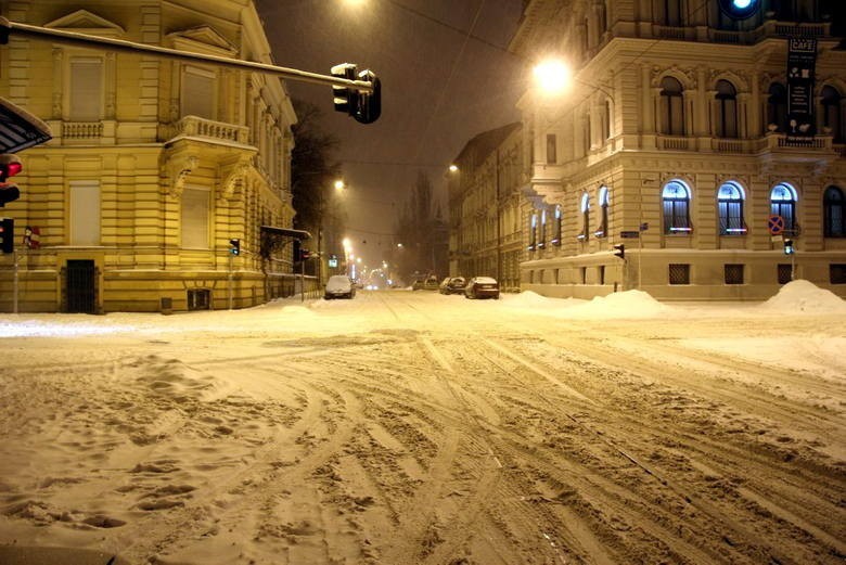 Zima 2013 w Łodzi. Popsute tramwaje, autobusy i zakorkowane ulice