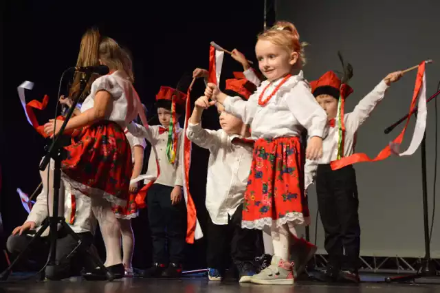 Bełchatów. XXII Regionalny Przegląd Piosenki Patriotycznej i Żołnierskiej „Moja Ojczyzna”