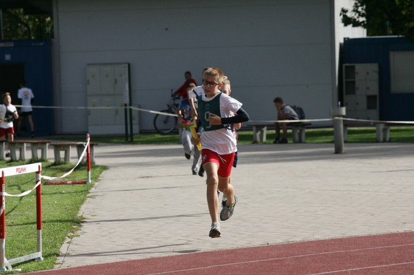 Sztafetowe Biegi Przełajowe w Legnicy (ZDJĘCIA)