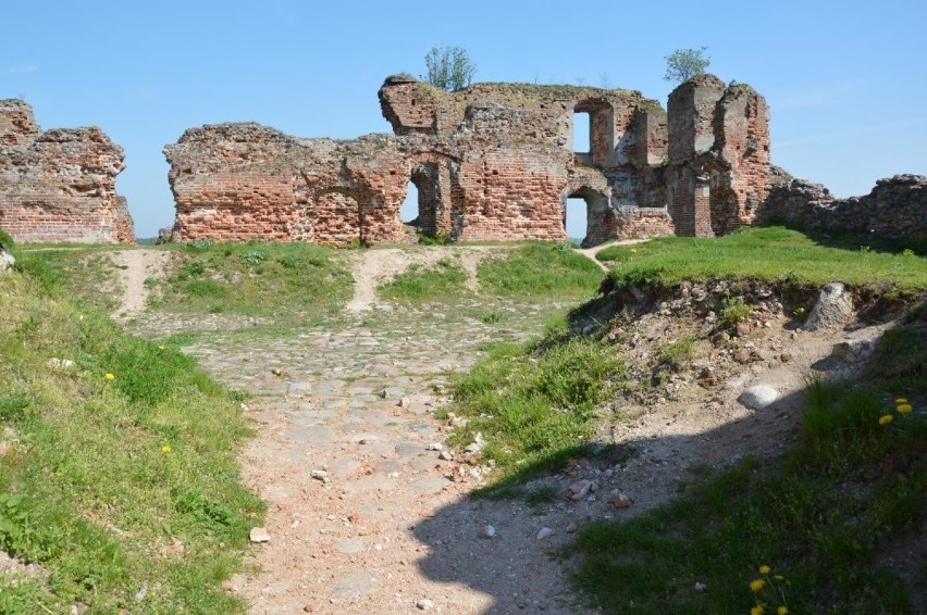 Zamek w Besiekierach, czyli pomysł na feryjny wyjazd [ZDJĘCIA]