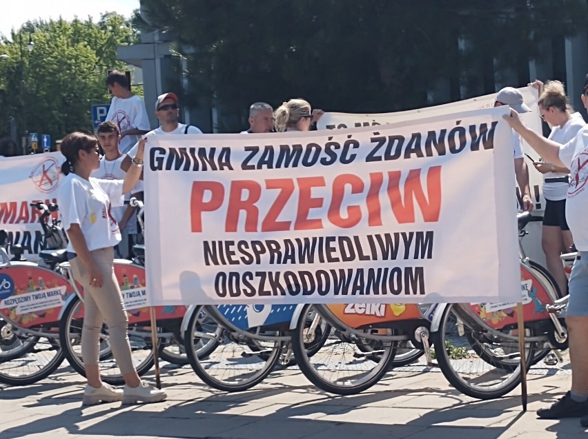 Tym razem  protestowali przeciw planom CPK przed Sejmem. Byli wśród nich mieszkańcy naszego regionu. Zobacz zdjęcia 