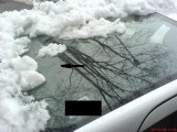 Lód lub śnieg zniszczył Ci auto? Przeczytaj, co możesz zrobić