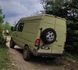 Gorce. Ciężarówką i autami terenowymi wjechali na Turbacz. Takie eskapady to już plaga i zmora normalnych turystów. Jest film