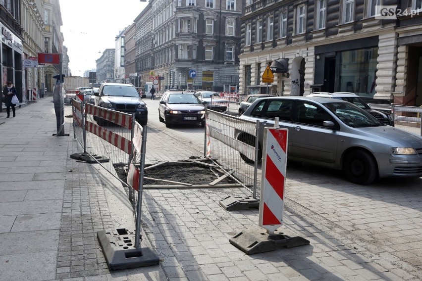 Remont ul. Bogusława. Przez błędne decyzje urzędników przedsiębiorcy tracą zyski [ZDJĘCIA] 