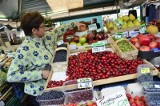 Poznański cennik owocowy: Drogie truskawki i czereśnie [ZDJĘCIA]