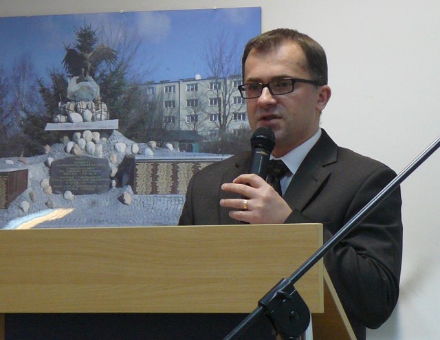 Jerzy Bednarek podczas wykładu w Raodmsku