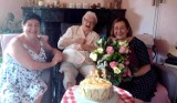 Pani Jadwiga z Brzeszcz skończyła 103 lata! Z tej okazji otrzymała wiele życzeń i gratulacji. Zdjęcia