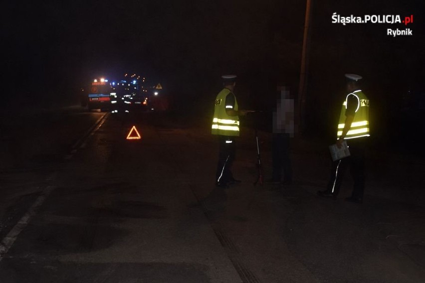 Tragiczny wypadek w Bełku. BMW potrąciło pieszą. Kobieta poniosła śmierć na miejscu