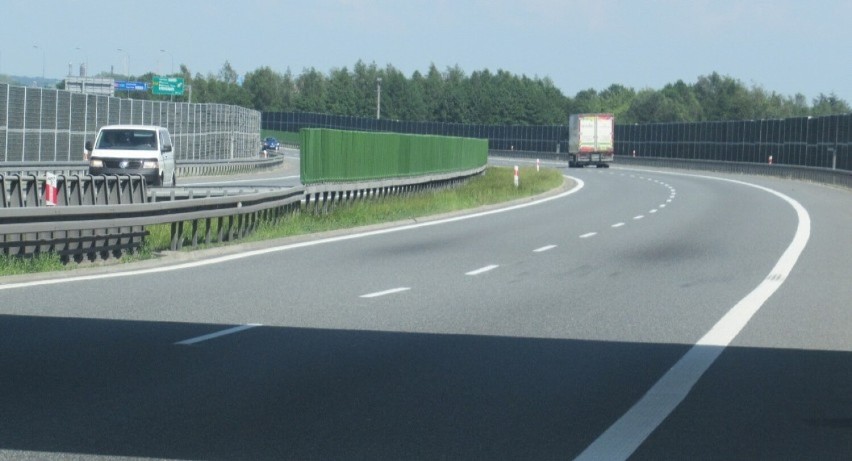 Utrudnienia na autostradzie A4 między Brzeskiem a Tarnowem. Rozpoczęły się przeglądy mostów w Biadolinach Radłowskich i Łętowicach