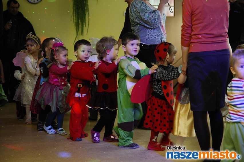 Oleśnica: Dzieci tańczą w karnawale (ZDJĘCIA)