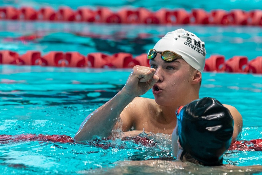 Bartosz Loter, pływak Unii Oświęcim, jak kasiarz Kwinto, zagrał vabank i dlatego zdobył medale w MP juniorów 18-letnich w Bydgoszczy