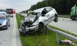Wypadek na autostradzie A1 w okolicach Radomska. Zderzenie dwóch pojazdów w Stobiecku Szlacheckim. ZDJĘCIA