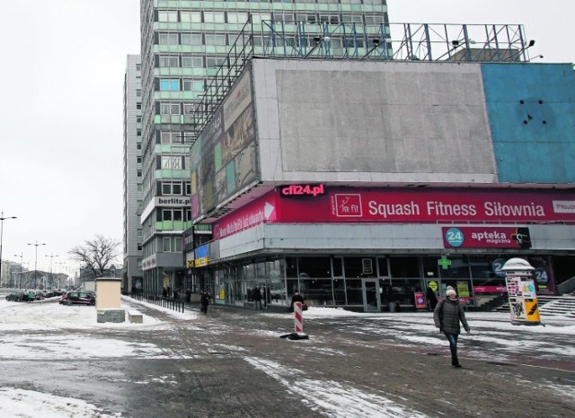 Przebudowa chodników i parkingu przed urzędem marszałkowskim w Łodzi