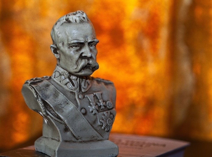 Oto filmowe i serialowe wcielenia Józefa Piłsudskiego!
