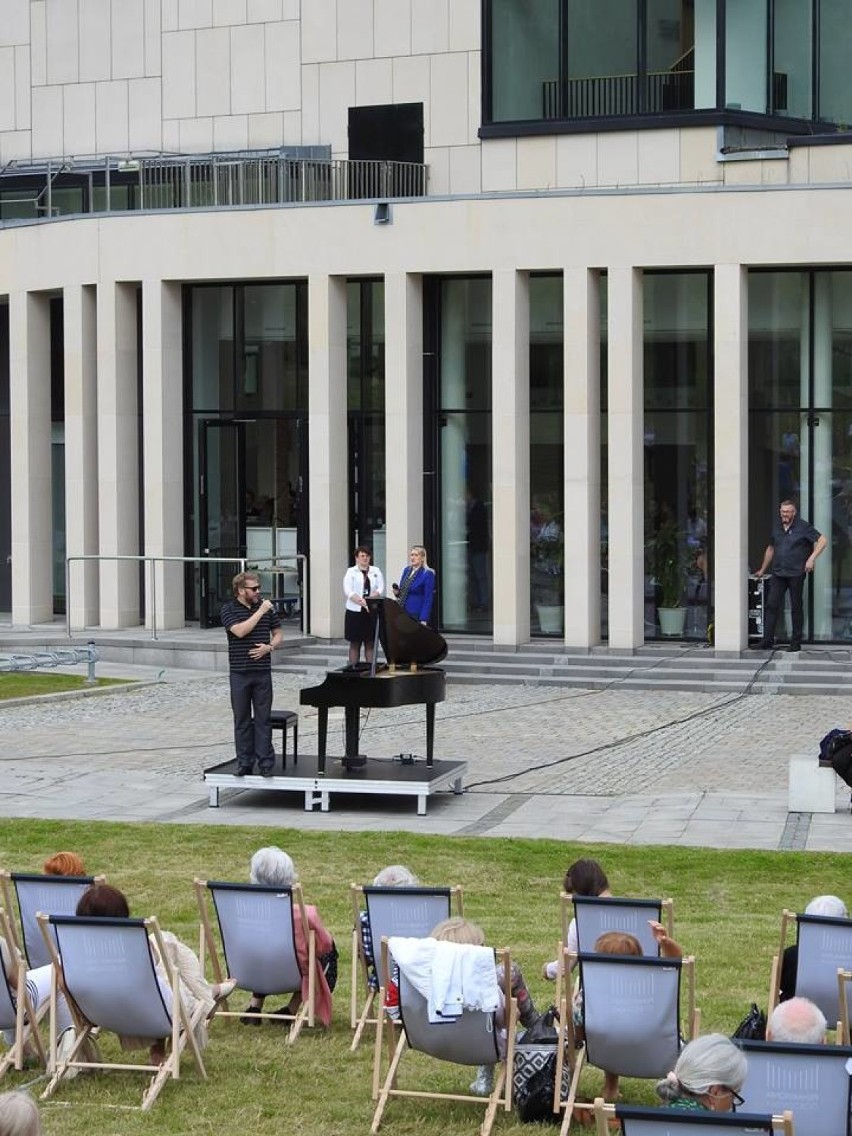 Przez okres wakacji Filharmonia Gorzowska zaprasza na...