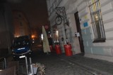 Policjanci pilnowali biura poselskiego PiS w Opolu. Rzeczniczka policji zapewnia, że "to rutynowe działania"