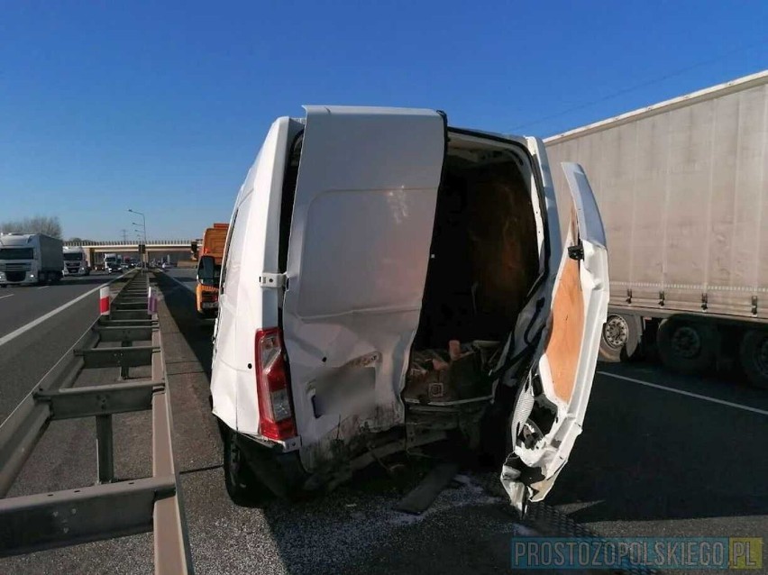 Wypadek na A4 pod Brzegiem.