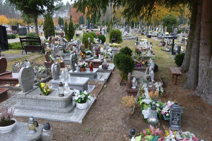 Porządki na cmentarzu w Goleniowie. Uroczystość Wszystkich Świętych już w poniedziałek
