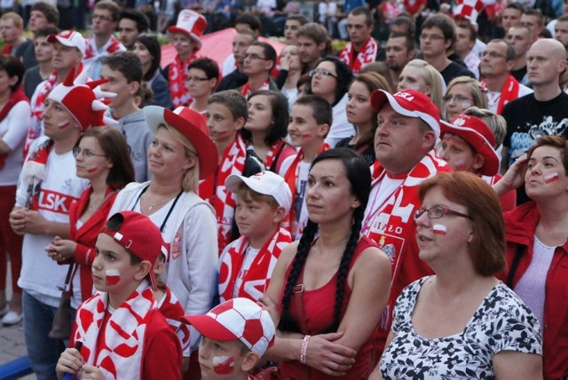 Tak kaliszanie dopingowali biało-czerwonych w strefie kibica w Kaliszu podczas Euro 2012