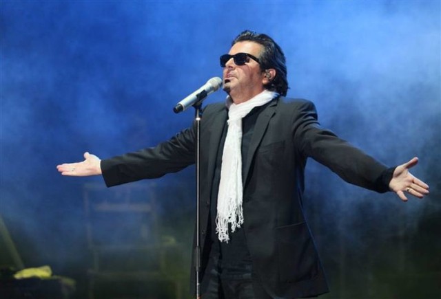 Thomas Anders podczas koncertu w amfiteatrze Kadzielnia w Kielcach w 2010 roku.