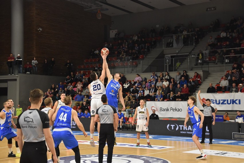 Górnik Trans.eu Zamek Książ - Enea Basket Poznań 87:81