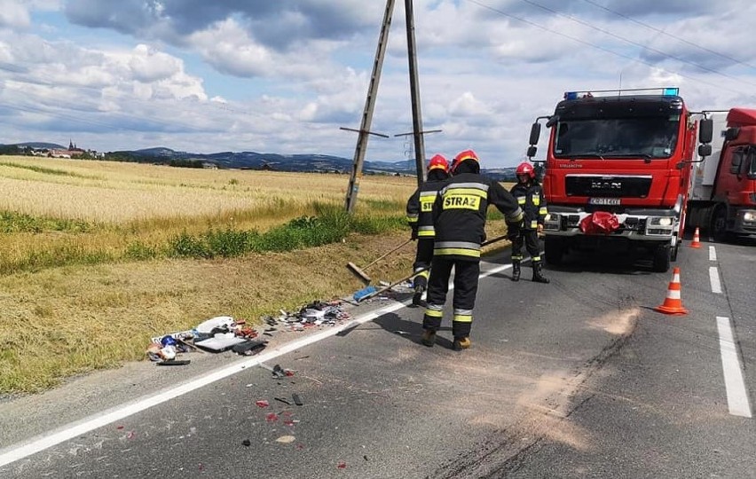 Wypadek na obwodnicy, zderzyły się dwa samochody 