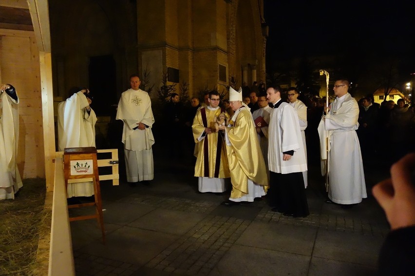 Pasterkę w katedrze łódzkiej poprowadzi abp Marek...